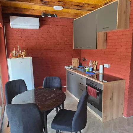 Дом отдыха Gaga Vikendica Lukovo (Bajina Basta)