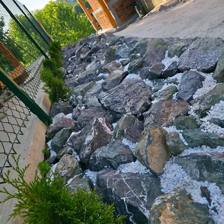 Gaga Vikendica Lukovo (Bajina Basta)