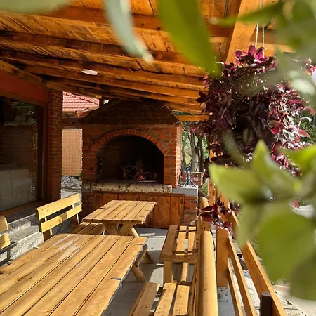 Gaga Vikendica Дом отдыха *