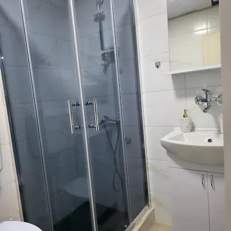 Gaga Vikendica Lukovo (Bajina Basta)